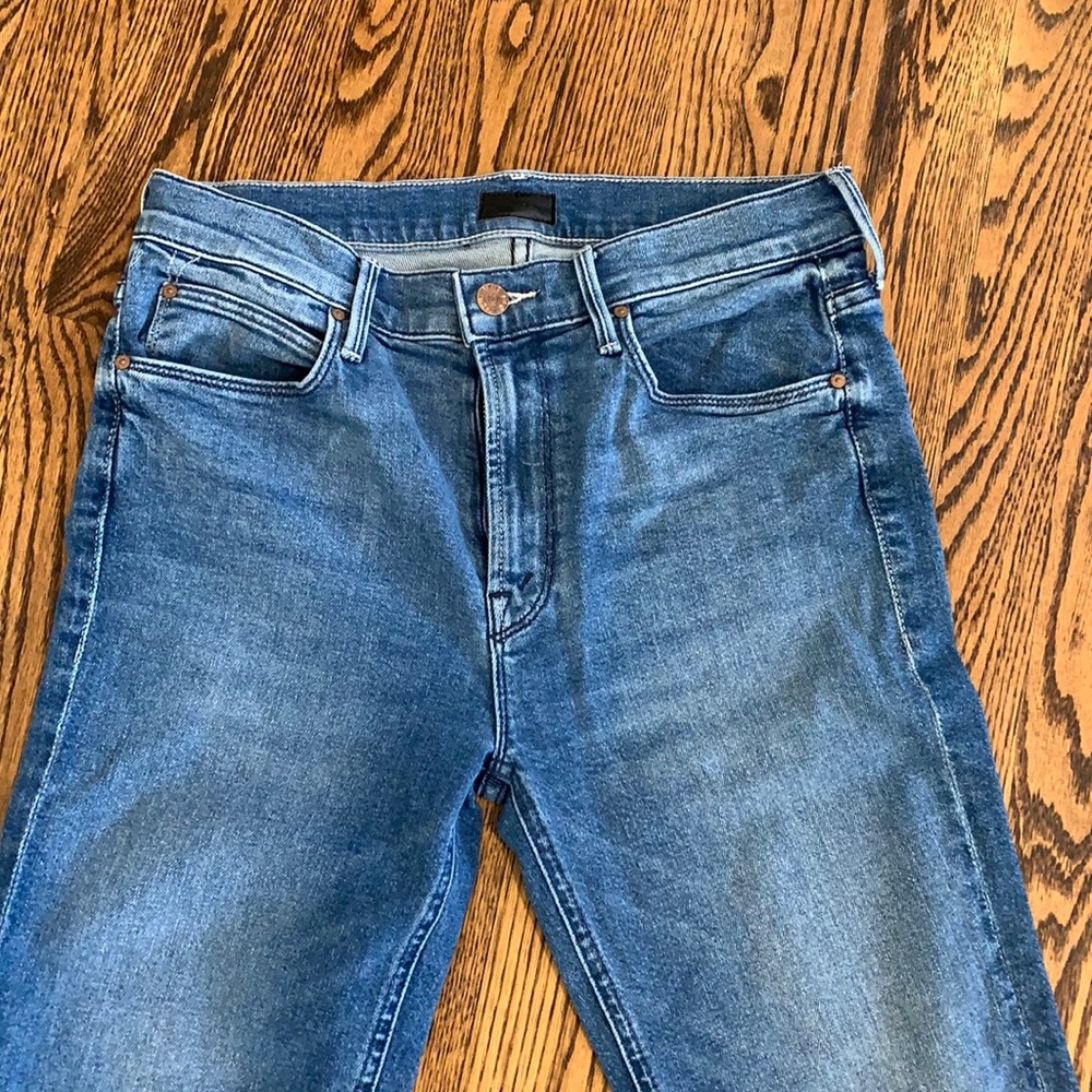 Mother jean pre owned size 28